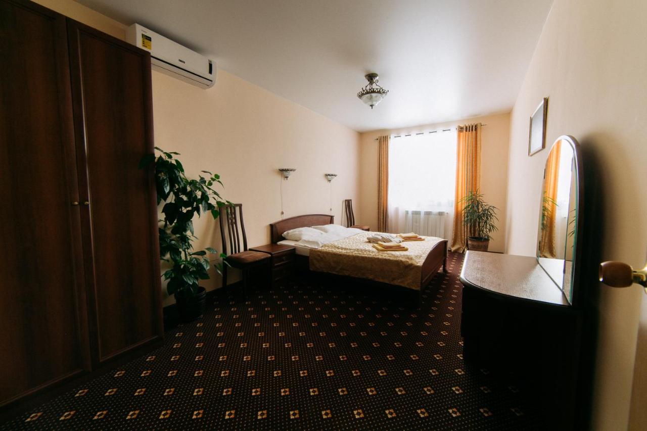 Hotel Praha Смоленск Стая снимка